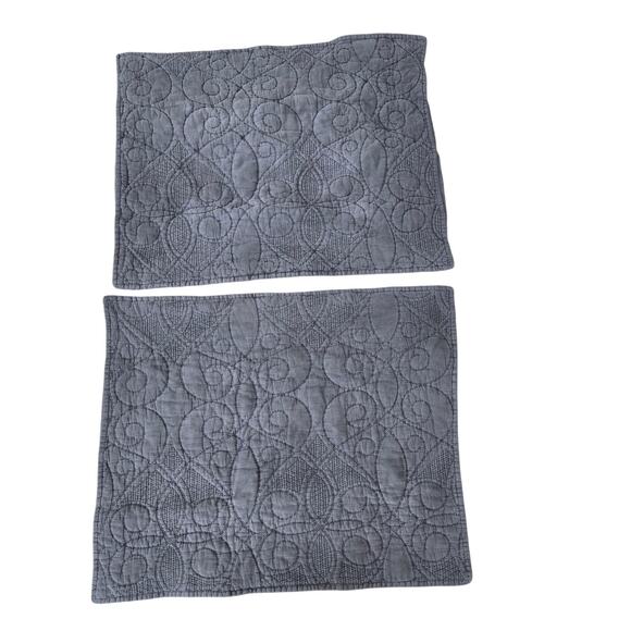 Pottery Barn 26x20 Gray Quilted Pillow Covers Shams. Lot Of 2 - Picture 1 of 7